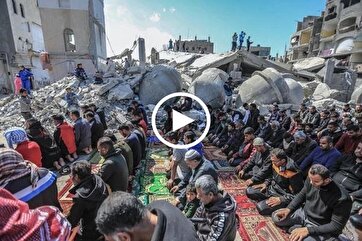 Gazans Observe Ramadan's First Friday Prayer at Site of Demolished Mosque
