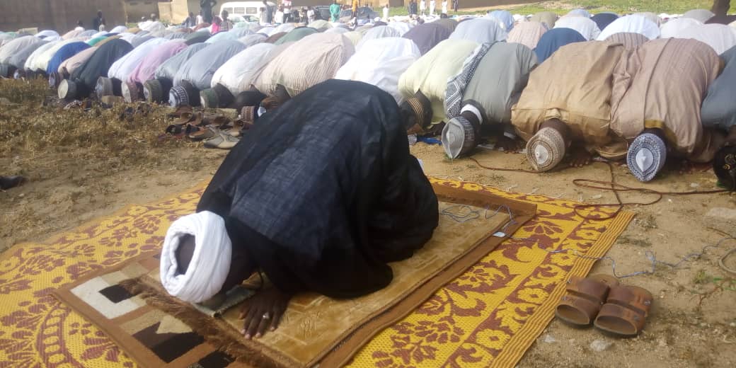 تصاویری از نماز عید قربان در زادگاه شیخ زکزاکی