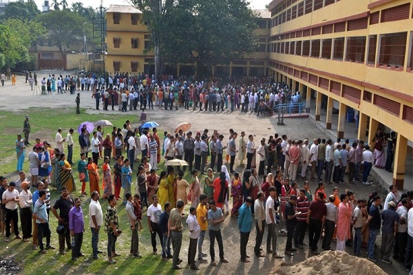 Persaingan 674 Orang dalam Sejarah Pemilu Terbesar India