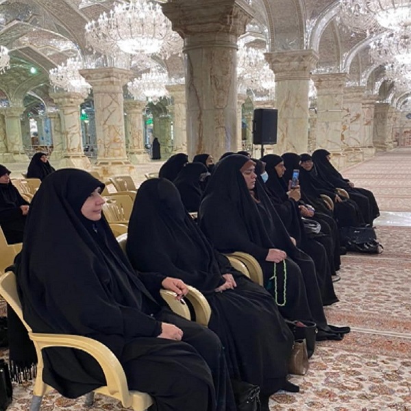 وفد مركز علوم القرآن بالعراق يحضر الملتقى القرآني النسوي في النجف + صور