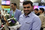 Iranian Memorizer Leaves for Algeria to Attend Int’l Quran Contest  