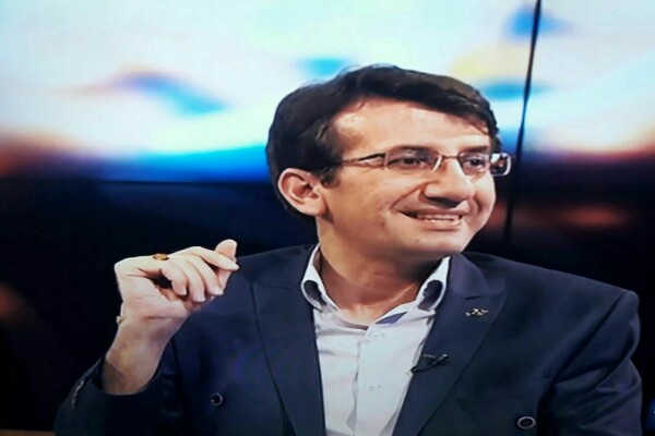 لزوم ترمیم نسخ قدیمی قرآن در آذربایجان غربی لزوم ترمیم نسخ قدیمی قرآن در آذربایجان غربی