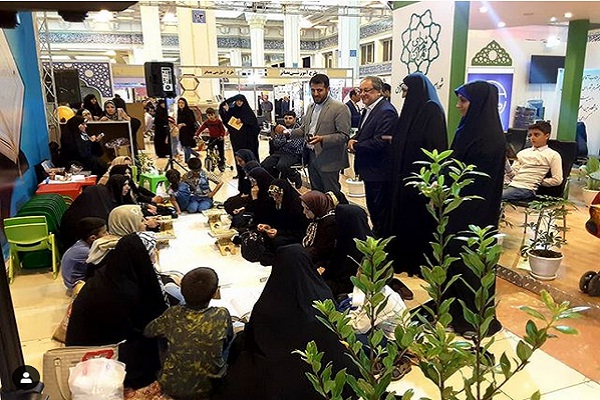 فعالیت‌ غرفه شورای عالی قرآن شهرداری در روزهای پایانی نمایشگاه بیست وهفتم