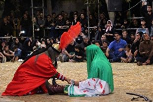 تعزیه‌خوانی در حسینیه چهارده معصوم(ع) جامعه سیاوشانی‌ها