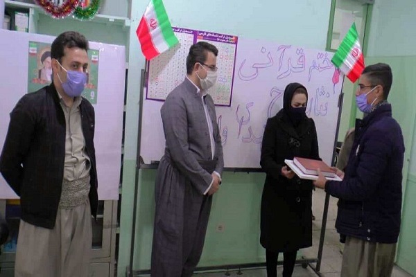 ارسالی| تجلیل از قاریان و خادمان قرآنی سردشت ارسالی| تجلیل از قاریان و خادمان قرآنی سردشت