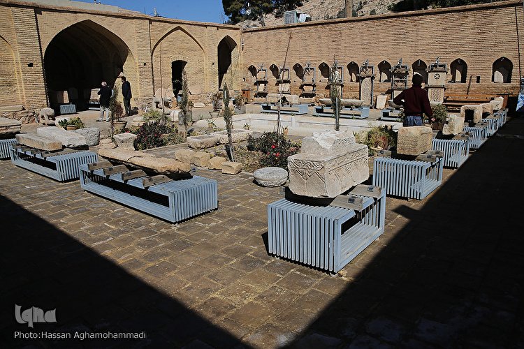 گذری در موزه هفت تنان شیراز