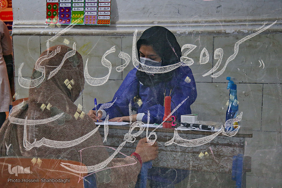 عیدانه گروه جهادی پزشکی شهید کاظمی آشتیانی به مردم زهکلوت