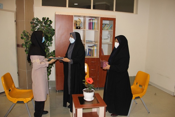 وجود ۱۰۰۰ عنوان کتاب بریل در کتاب&zwnj;خانه مرکزی ارومیه