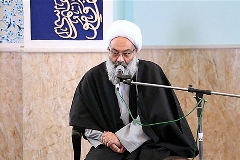 هر توبه انسان مقرون به دو توبه خداوند است