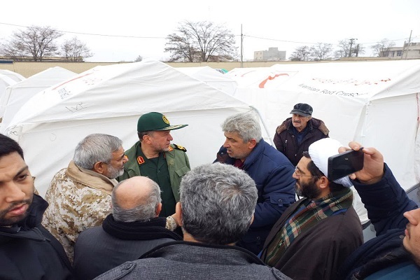 12 اردوگاه و کمپ برای اسکان زلزله زدگان در خوی آماده است