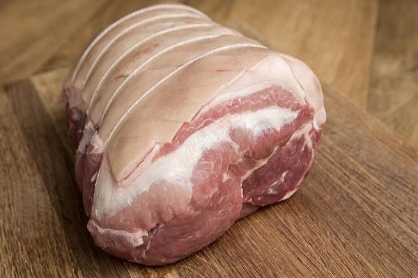 اعتراض به فروش گوشت خوک در مجاورت آرامگاه اسلامی اوگاندا