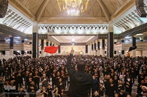 حسینیه ایران؛ سوگواری شب دوم محرم در حرم بانوی کرامت