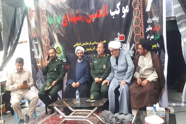 حجتالاسلام مهدی فیاضی مسئول دفتر نمایندگی ولیفقیه در سپاه شهدای آذربایجان غربی امام حسین (ع) آیینه تمامنمایی از عظمت آفرینش هستند