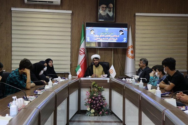 حجت الاسلام قبله ای استاد دانشگاه ارومیه حجت الاسلام قبله ای استاد دانشگاه ارومیه