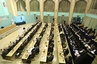 فیلم | آیین افتتاحیه هجدهمین نشست تخصصی استادان، قاریان و حافظان قرآن کریم