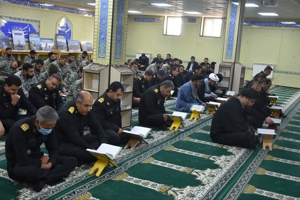 برگزاری محفل انس با قرآن در نیروی دریایی ارتش + عکس