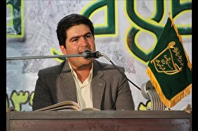 فیلم | تلاوت قاری ملایری و دعوت به مشارکت در انتخابات