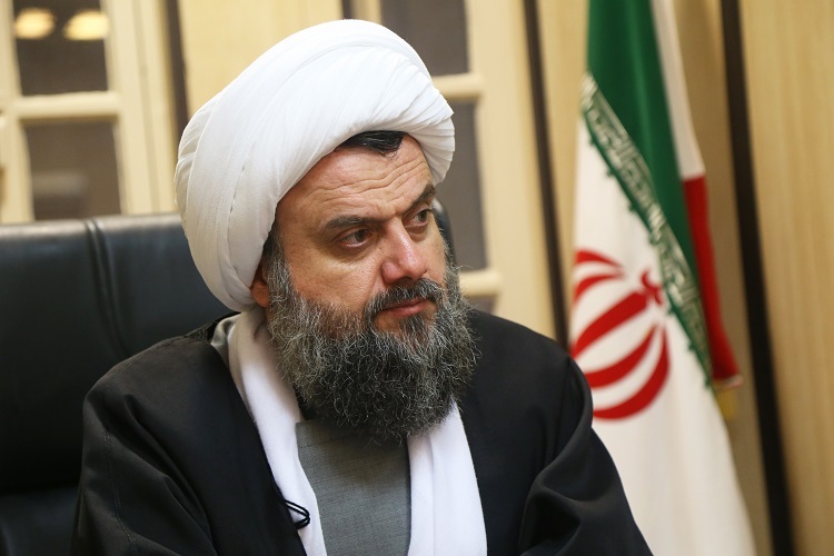 لعن دیگران به دلیل اختلاف سیاسی حرام است/ طلبه‌ای که آیت‌الله تسخیری را لعن می‌کرد