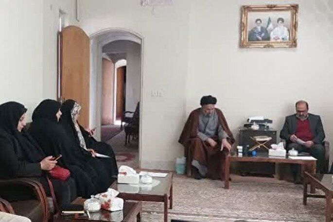 اجازه ندهیم روزه‌خواری در ملأعام عادی‌سازی شود