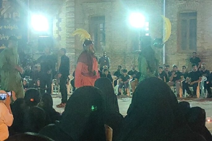 فیلم | شام غریبان سیدالشهدا(ع) در خرم‌آباد