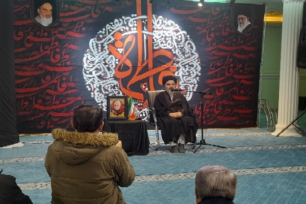 مراسم عزاداری شهادت حضرت فاطمه زهرا(س) مراسم عزاداری شهادت حضرت فاطمه زهرا(س)