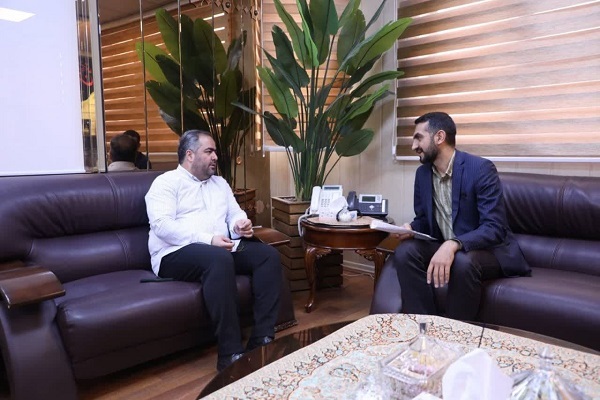 تجلیل شهردار منطقه ۱۷ تهران از رتبه اول مسابقات قرآن لبنان + عکس