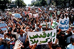 راهپیمایی قدس سیلی‌ سخت به صورت استکبار جهانی است