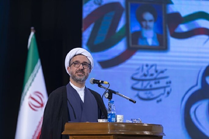 معلمی؛ رسالت تربیت و الهام‌بخشی به نسل آینده