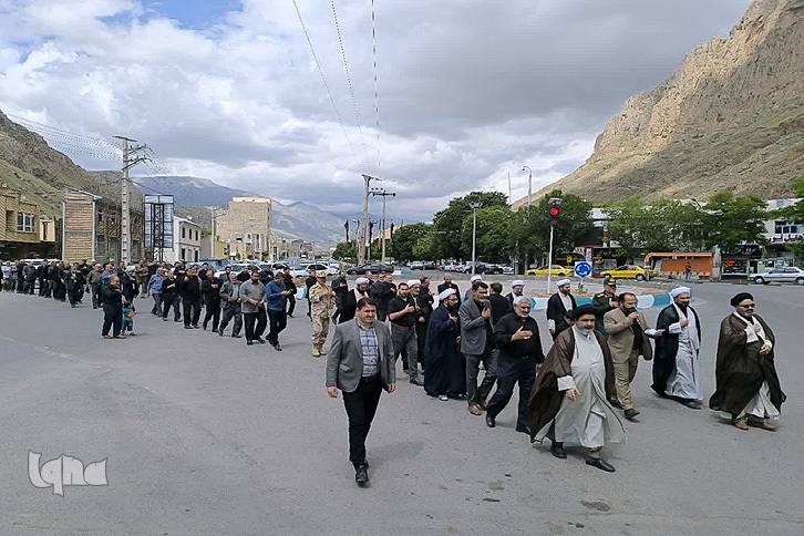 عزاداری خیابانی مردم ماکو در سالگرد عروج امام خمینی(ره)‎