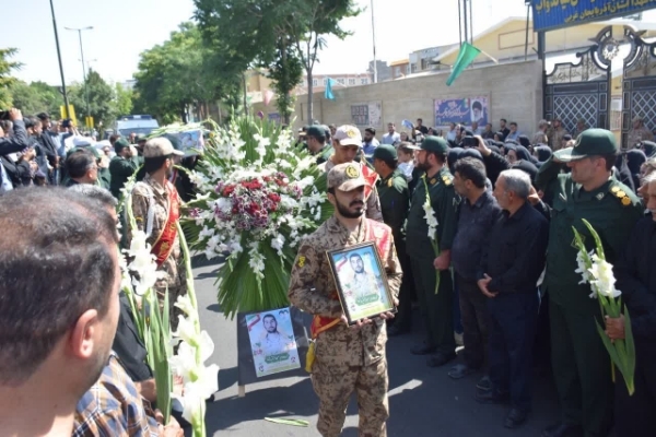 پیکر پاک یکی از شهدای حمله رژیم صهیونیستی در میاندوآب تشییع شد