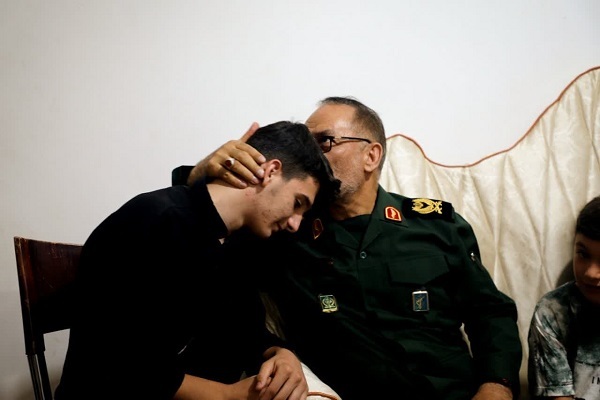 فرمانده سپاه شهدا آذربایجان غربی با خانواده شهدای حمله تروریستی رژیم صهیونیستی دیدار کرد فرمانده سپاه شهدا آذربایجان غربی با خانواده شهدای حمله تروریستی رژیم صهیونیستی دیدار کرد
