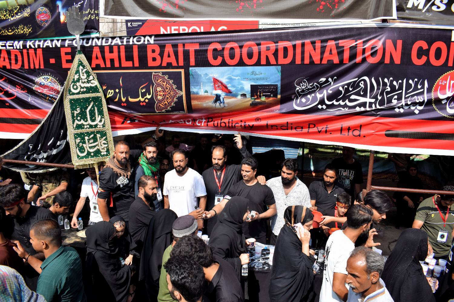 عکس | مسلمانان کشمیر در ماتم عزای حسین(ع)