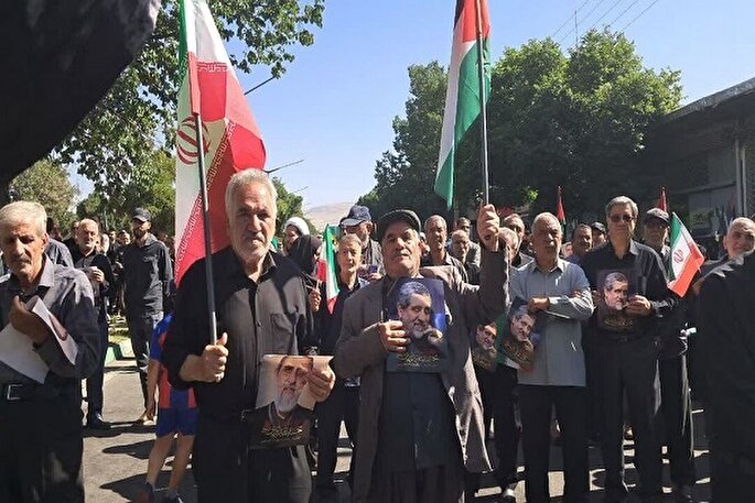 وداع مردم کرمانشاه با پیکر مجاهد شهید «حاج رمضان»