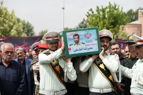 تشییع پیکر مطهر شهید علیرضا لطفی در ارومیه