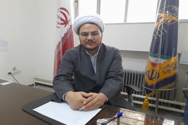 حجتالاسلام علی محمدنژاد، مسئول دفتر نمایندگی ولیفقیه در سپاه پیرانشهر حجتالاسلام علی محمدنژاد، مسئول دفتر نمایندگی ولیفقیه در سپاه پیرانشهر