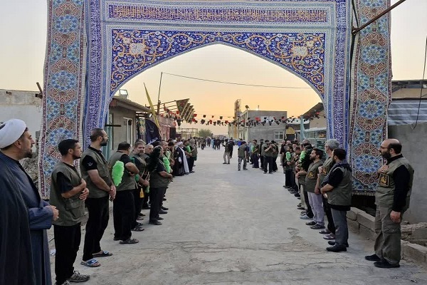 اجرای آیین «اذن خادمی» در موکب حضرت علی‌بن‌موسی‌الرضا(ع)