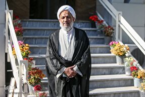 اجرای گزینشی احکام الهی جامعه ما را دینی نمی‌کند