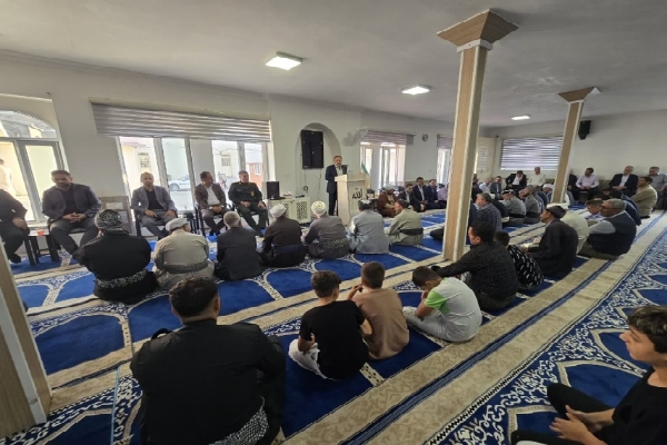 جشن گرامیداشت هفته وحدت در ماکو برگزار شد جشن گرامیداشت هفته وحدت در ماکو برگزار شد