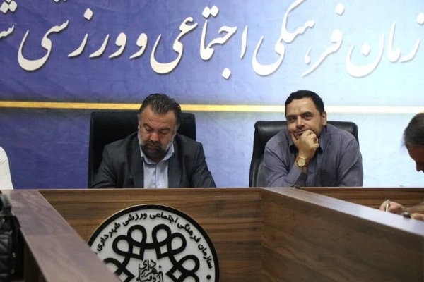 مهدی حداد رئیس سازمان فرهنگی شهرداری ارومیه مهدی حداد رئیس سازمان فرهنگی شهرداری ارومیه