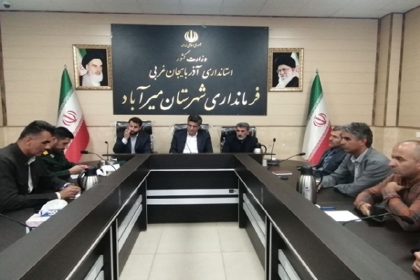 جشنواره انگور سیاه در میرآباد برگزار میشود جشنواره انگور سیاه در میرآباد برگزار میشود