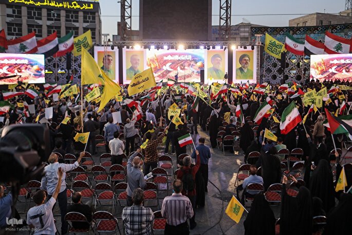 پژواک «أنا علی العهد» در تهران؛ راه سید مقاومت ادامه دارد