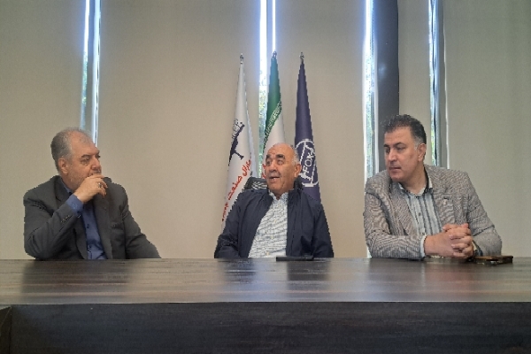 نقش کلیدی کارآفرینان در ایجاد فرصت‌های شغلی برای زندانیان