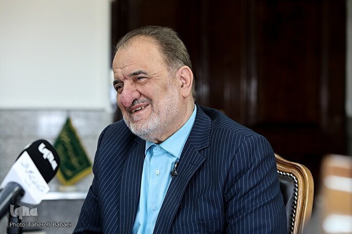 نسل آینده‌ساز را با قرآن آشنا کنیم