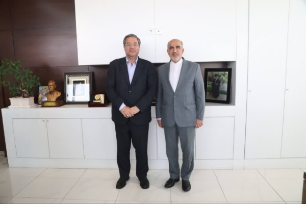 دیدار استاندار آذربایجان‌غربی با سفیر ایران در نروژ