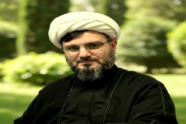 محمد فیضی رئیس مهد قرآن خوی