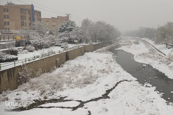 بارش نخستین برف زمستانی در ارومیه‎‎