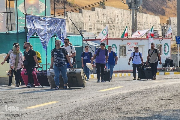 تردد زائران اربعین حسینی از پایانه مرزی تمرچین پیرانشهر