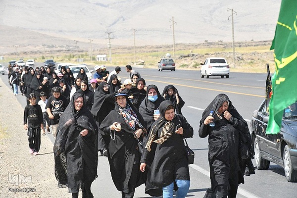 مراسم پیاده‌روی جاماندگان اربعین در شهر یولاگلدی آذربایجان غربی‎