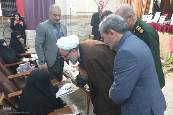 یادواره شهدای فرهنگی و دانش‌آموزی در اهر