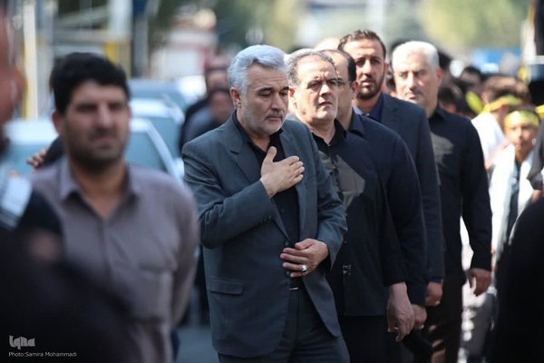 عزاداری خیابانی دانش‌آموزان و فرهنگیان ارومیه‎